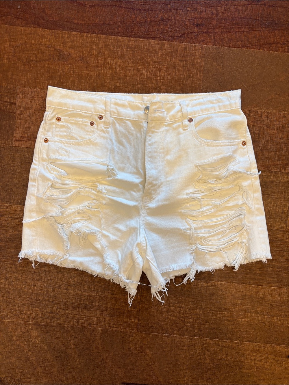American Eagle highest rise 90s boyfriend short